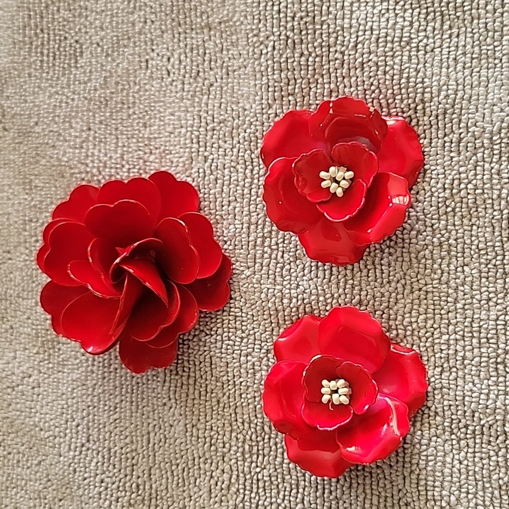 Vintage Red Floral Flower Brooch and Clip Earrings set -not an original set